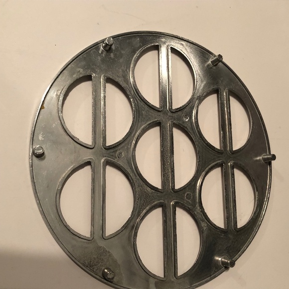 Metal perogie maker, 14 perogies pop out of this little lovely- good condition. - Picture 1 of 5